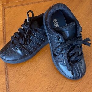 K-Swiss Classic VN Unisex kids Black Leather Sneakers 53343-01-5; Sz: 12; EUC